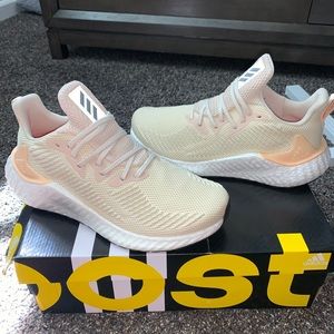 Unisex Adidas Alphaboosts